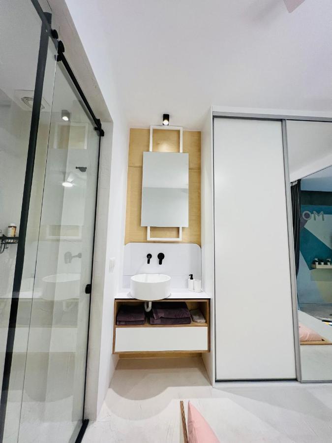 Apartment Bright And Modern Downtown Thessaloniki