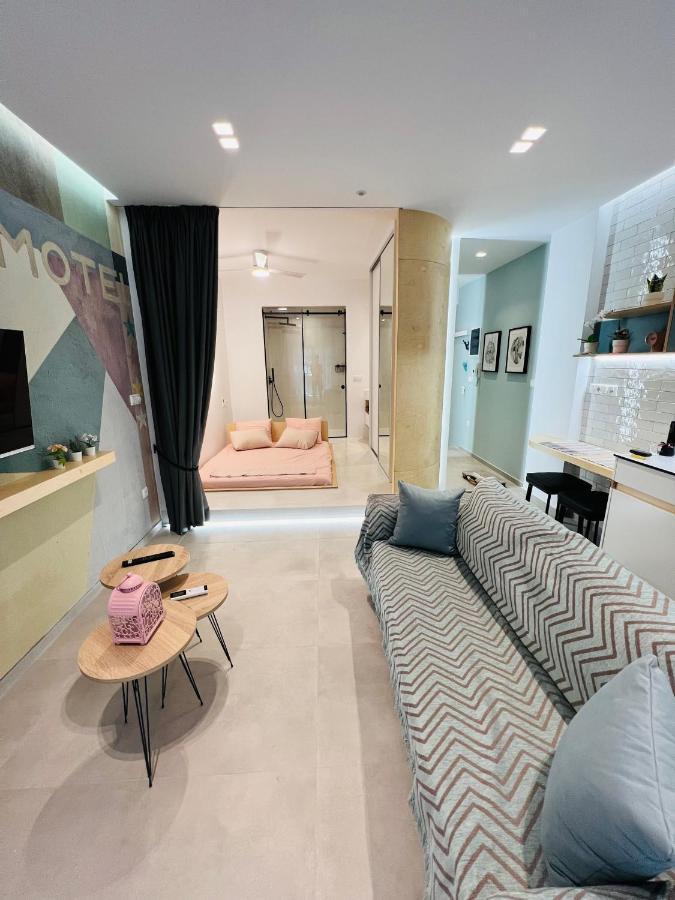 Apartment Bright And Modern Downtown